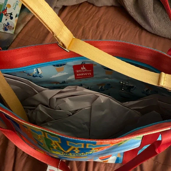 Dumbo D23 Expo Exclusive Harvey’s - Picture 4 of 4